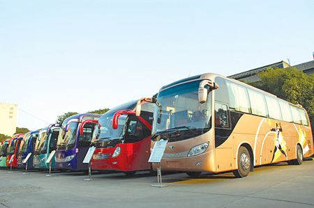 1591532877926415.jpg 大巴班車租賃