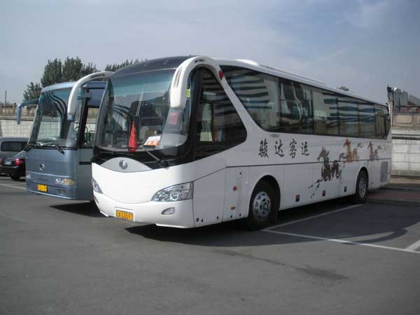 1597763904369794.jpg 深圳團建包車